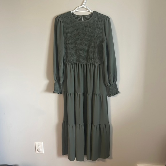 Olive green smocked fall dress - Picture 4 of 7